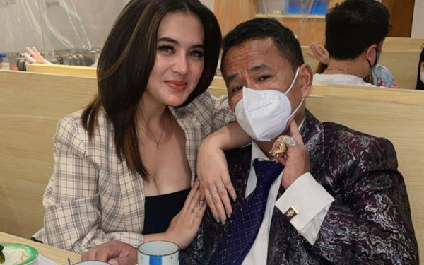 Hotman Paris Disebut Ngaku Pacari Iqlima Kim