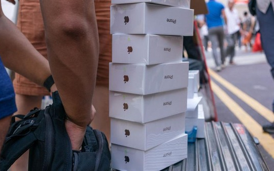 Viral Kasus Penipuan iPhone Si Kembar, Korban Rugi Rp 35 Miliar