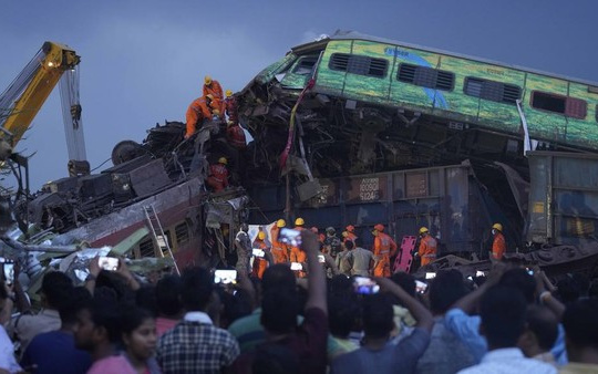 Pilu, Perjuangan Pasutri Temukan Jasad Anak Korban Tragedi Ngeri Kereta India