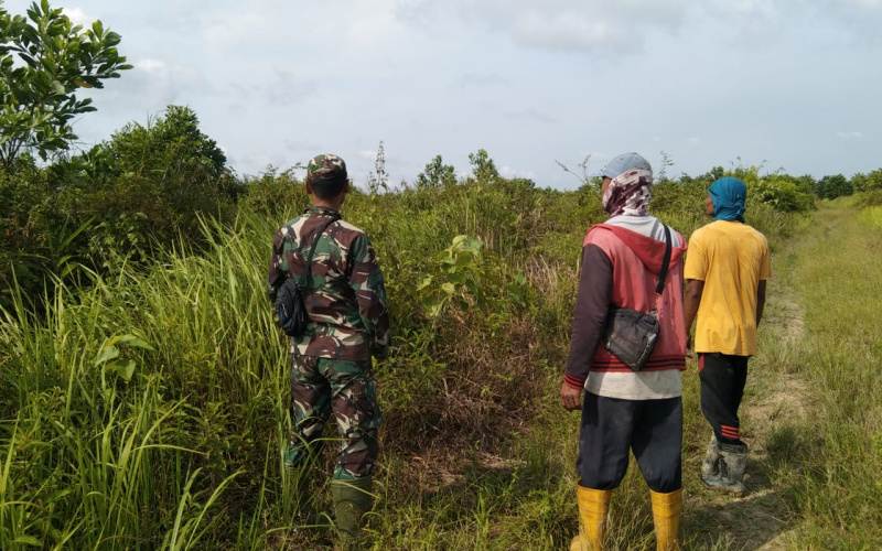 Lakukan Patroli Rutin, Babinsa Koramil 03 Sosialisasi Warga