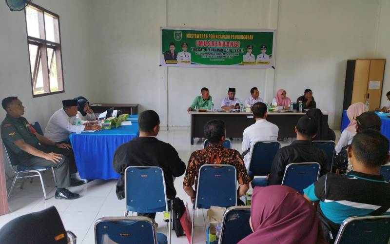 Babinsa Koramil 03/Dumai Kota Hadiri Giat Musrenbang di Batu Teritip