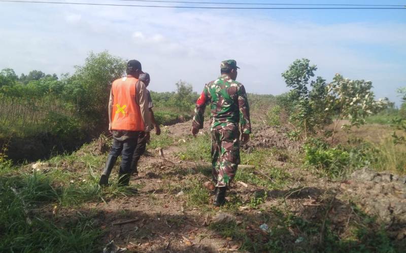 Koramil 01/Dumai Giat Patroli Karhutla di Wilayah Rawan
