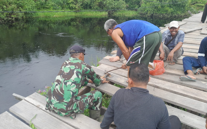 Peduli Lingkungan, Batituud Ramil 03 Bersama Masyarakat Gotong Royong