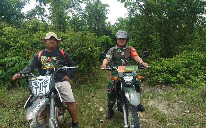 Patroli Rutin oleh Babinsa Koramil 02 Bukit Kapur