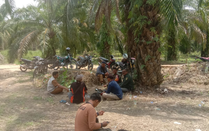 Babinsa Koramil 03 Sei Sembilan Giat Komunikasi Sosial