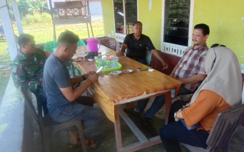 Dengan Masyarakat, Babinsa Koramil 03 Sei Sembilan Komunikasi Sosial