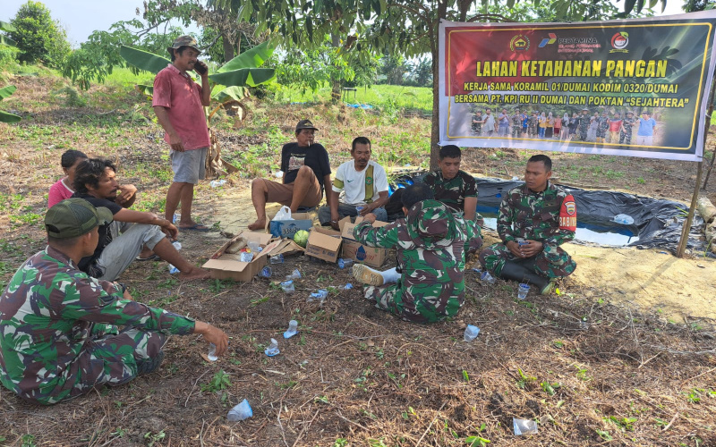 Sinergi Kodim Dumai dan Masyarakat Dalam Penanaman Padi Gogo