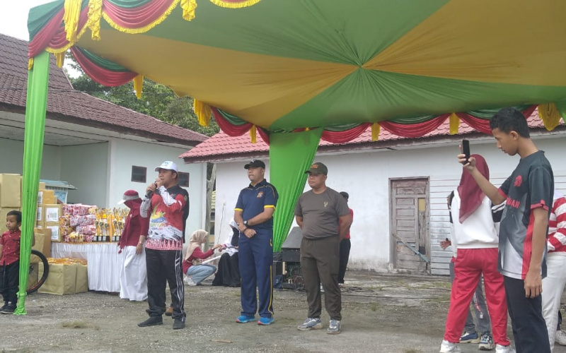 Masih di Bulan Kemerdekaan, Koramil 02 Ikuti Jalan Santai